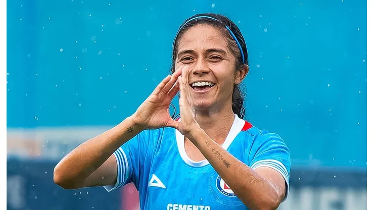 Dalia Molina, capitana de Cruz Azul Femenil, habló en exclusiva para el sitio.