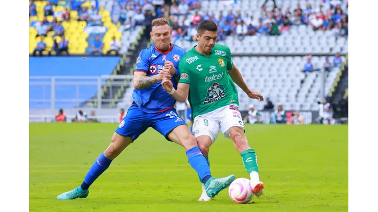 Ciudad de México, 28 de octubre de 2023. , durante el partido de la jornada 14 del torneo Apertura 2023 de la Liga BBVA MX, entre la Máquina Celeste del Cruz Azul y los Esmeraldas del León, celebrado en el estadio Azteca. Foto: Imago7/ Manlio Contreras
