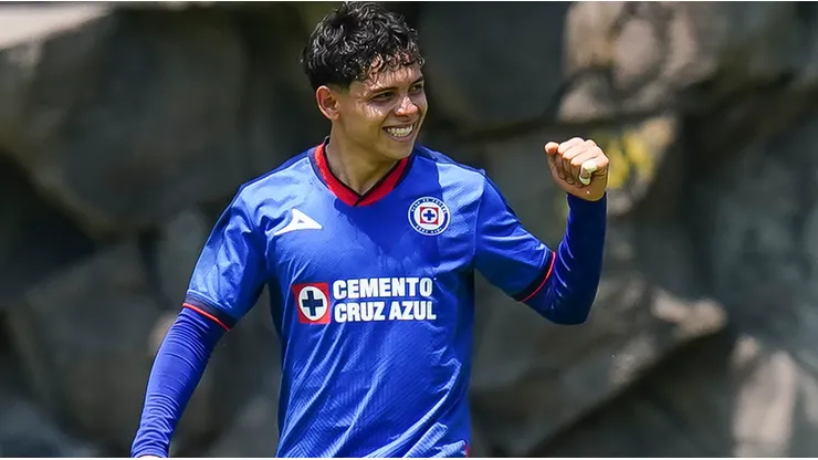 Rogelio González debutó en el primer equipo con gol.