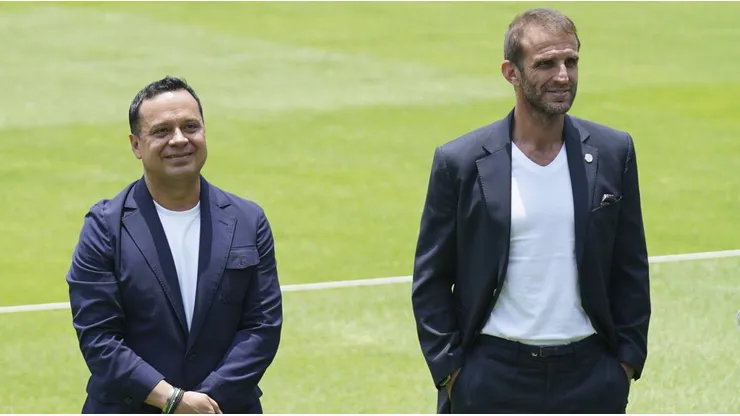 Iván Alonso agradeció especialmente a Víctor Velázquez por la victoria