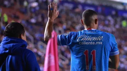 El delantero griego salió lesionado en el duelo contra los Bravos de Juárez después de un choque con el portero rival.