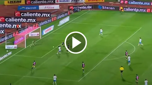 Cruz Azul le gana a Pumas desde el vestidor.