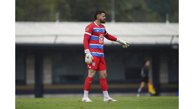 Ciudad de México, 26 de octubre de 2024. Andrés Gudiño, durante el partido correspondiente a la jornada 14 del torneo Apertura 2024 de la Liga BBVA MX categoría Sub23, entre los Pumas de la UNAM y la Máquina Celeste del Cruz Azul, celebrado en Cantera. Foto: Imago7/ Rafael Vadillo
