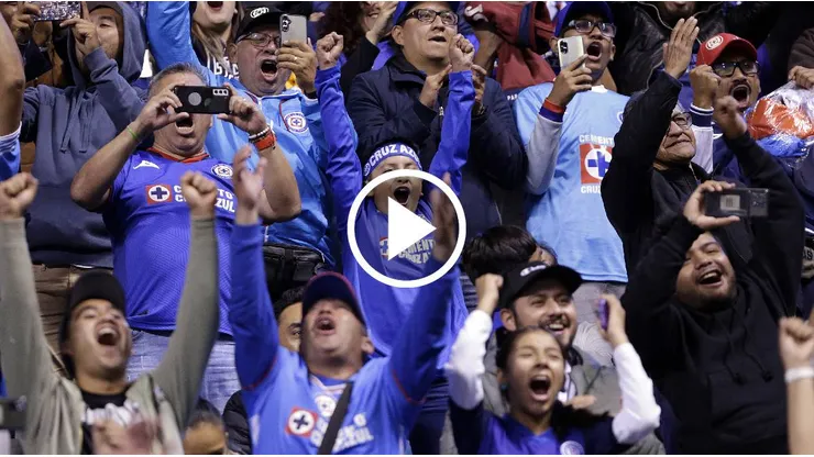 Los fanáticos acompañan al equipo incansablemente.