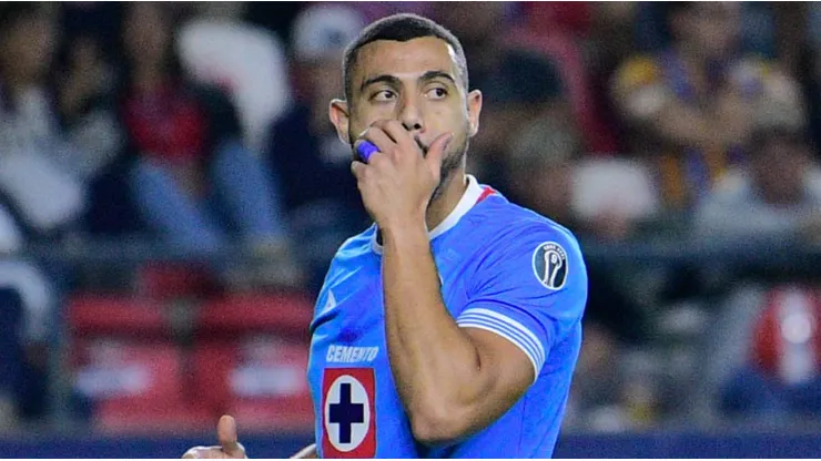 Giorgos Giakoumakis tuvo que ser reemplazado por una molestia