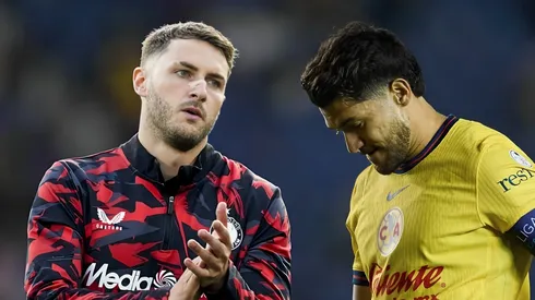 Santi Giménez y el gran respaldo de Borgetti.