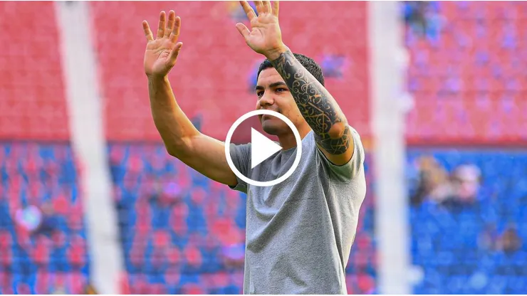 La emocionante ovación que recibió Toro Fernández en Pubela