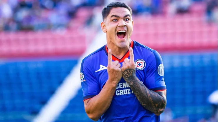 El delantero uruguayo podría ver sus primeros minutos este fin de semana después de 8 meses de inacción.