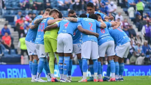 Dos piezas clave de Cruz Azul reciben un duro "golpe de mercado"