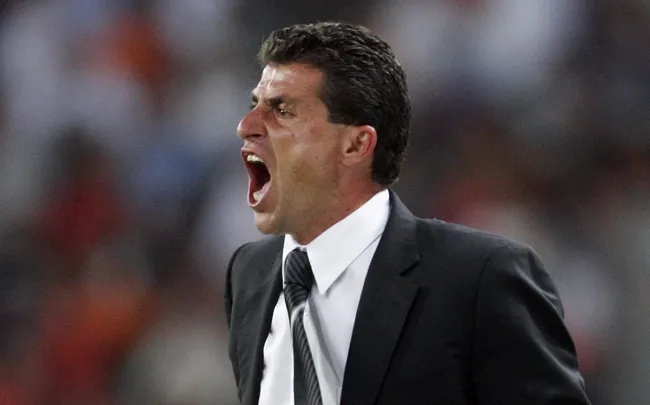 Isaac Mizrahi, por entonces DT de Cruz Azul. (JAM Media)