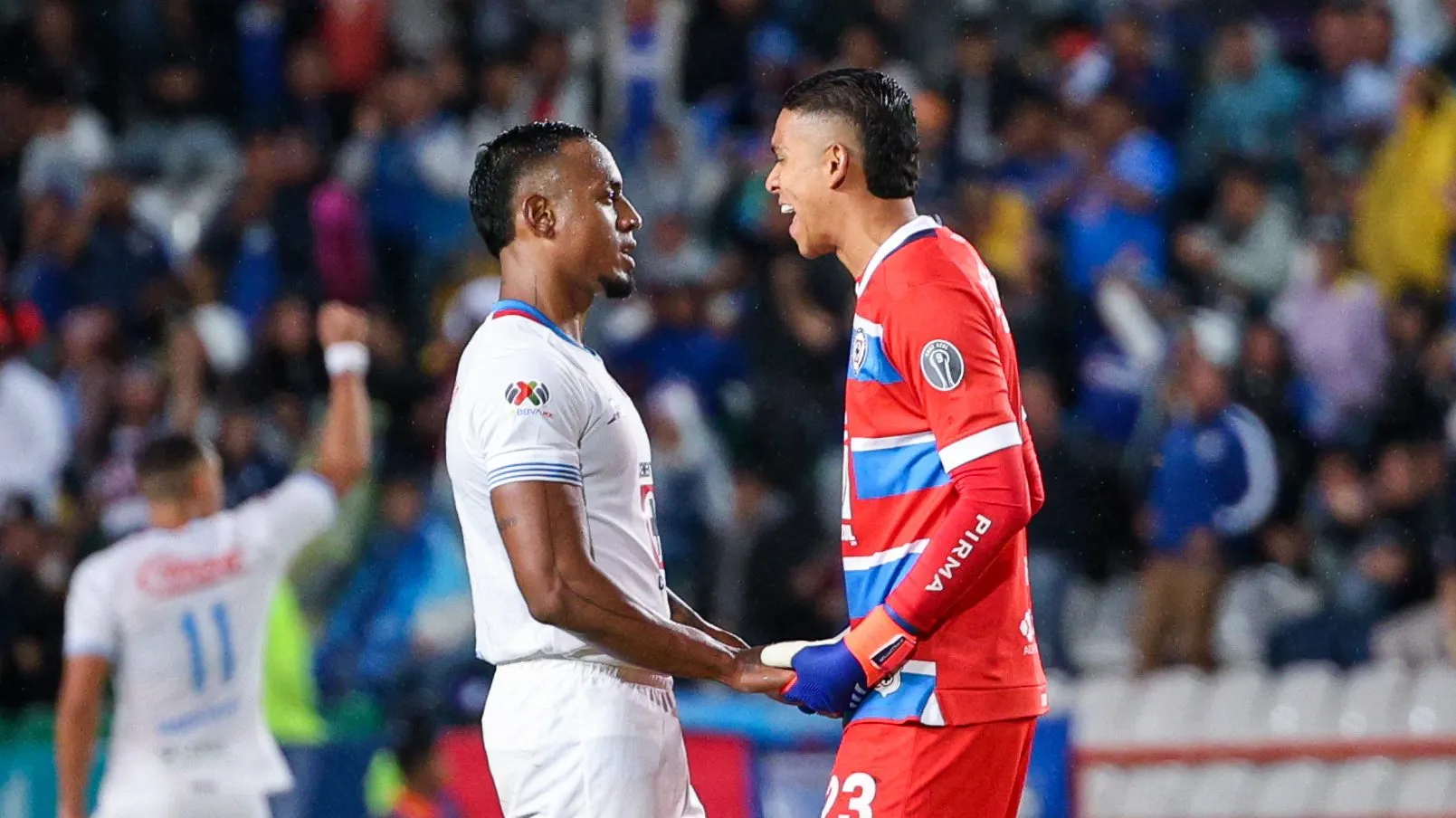 Ditta y Mier dan una buena noticia a Anselmi. (Imago 7)