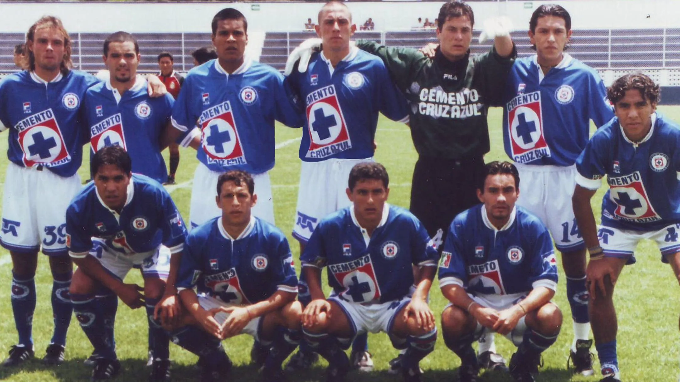 Josef Nemec con Cruz Azul Hidalgo, en la temporada 99-2000. (@CruzAzulHidalg)