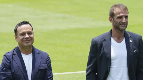 Los dos principales artífices del buen momento de Cruz Azul fueron sondeados por un club del Medio Oriente.