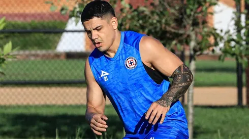 Toro Fernández ya prepara su regreso con Cruz Azul.