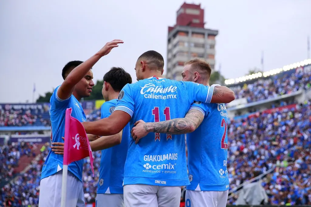 Tito Villa exhibió al equipo ideal de Martín Anselmi en Cruz Azul (Imago 7)