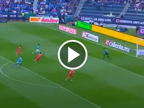 Asistencia de crack de Romo para el gol de Alexis