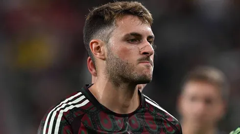 El palo de Santiago Giménez a Diego Cocca en la Selección Mexicana