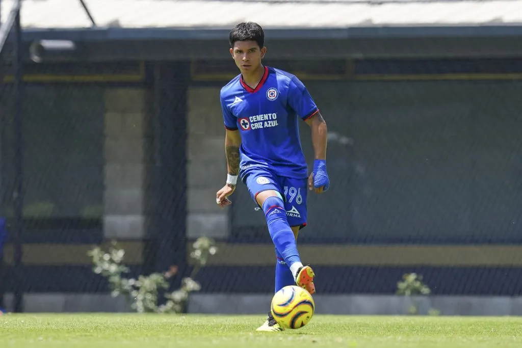 Joya de Cruz Azul recibe citación de la Selección Venezolana Sub-20 (Imago 7)