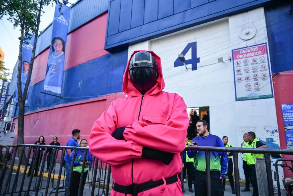 El Juego del Calamar, presente en Cruz Azul vs. Xolos de Tijuana. (Imago 7)