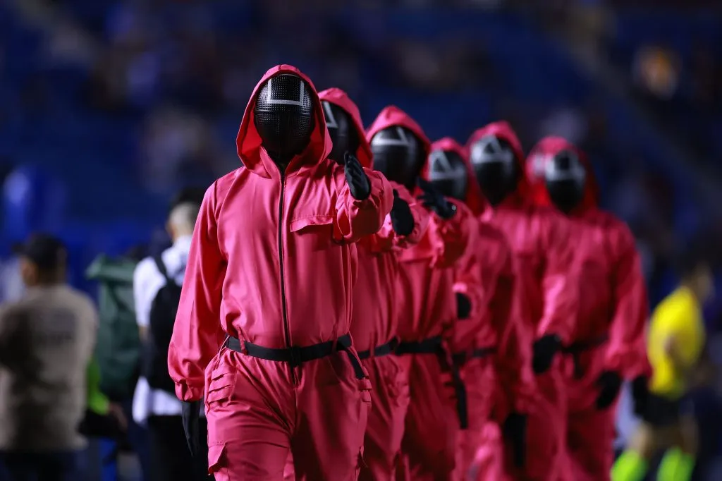 El Juego del Calamar, presente en Cruz Azul vs. Xolos de Tijuana. (Imago 7)