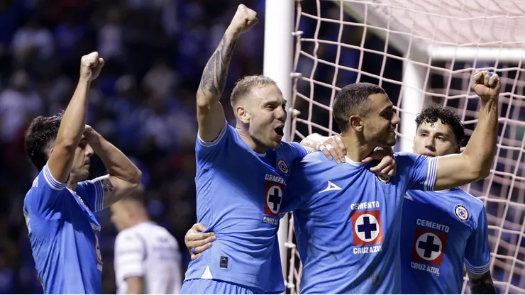 Cruz Azul s ejuega la vida en el Apertura 2024.