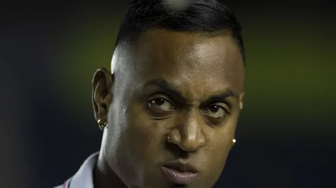 El defensor colombiano tiene contrato hasta el 2028 y es uno de los pilares en la zaga de los cementeros.