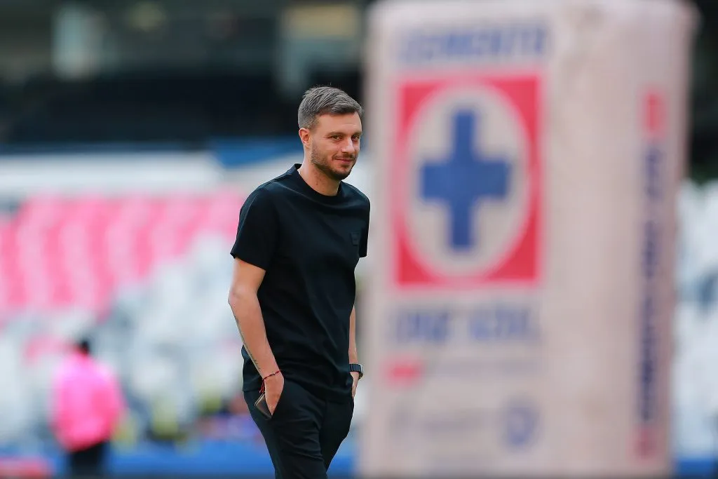 Víctor Velázquez habló sobre la continuidad de Martín Anselmi (Jam Media)