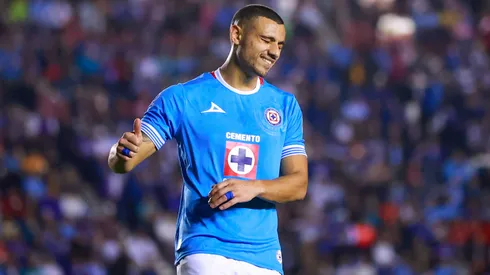 Giakoumakis tiene un club por detrás desde Europa.