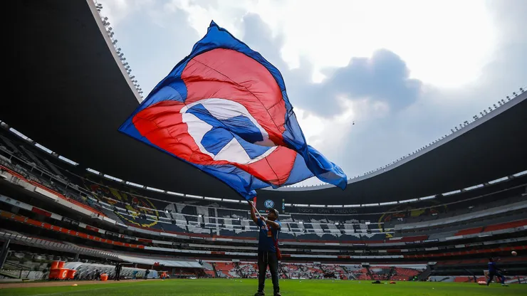 Cruz Azul todavía tiene contrato con el Estadio Azteca.