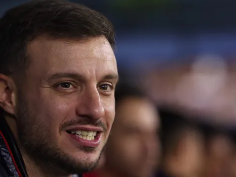 Lo vetaron después de subirse a un autobús: la historia más surreal de Anselmi