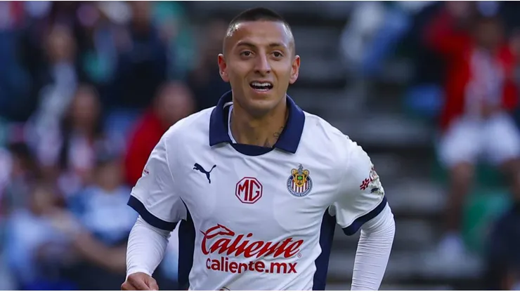 Chivas le puso precio a la salida del Piojo Alvarado
