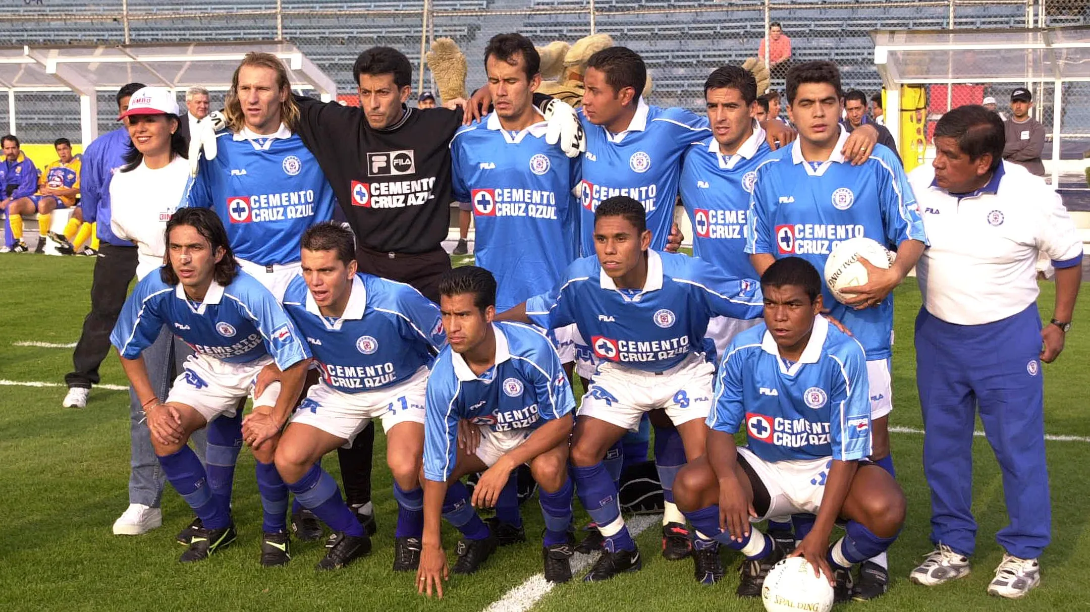 Melvin Brown y Matute Morales, en el mismo Cruz Azul. (JAM Media)