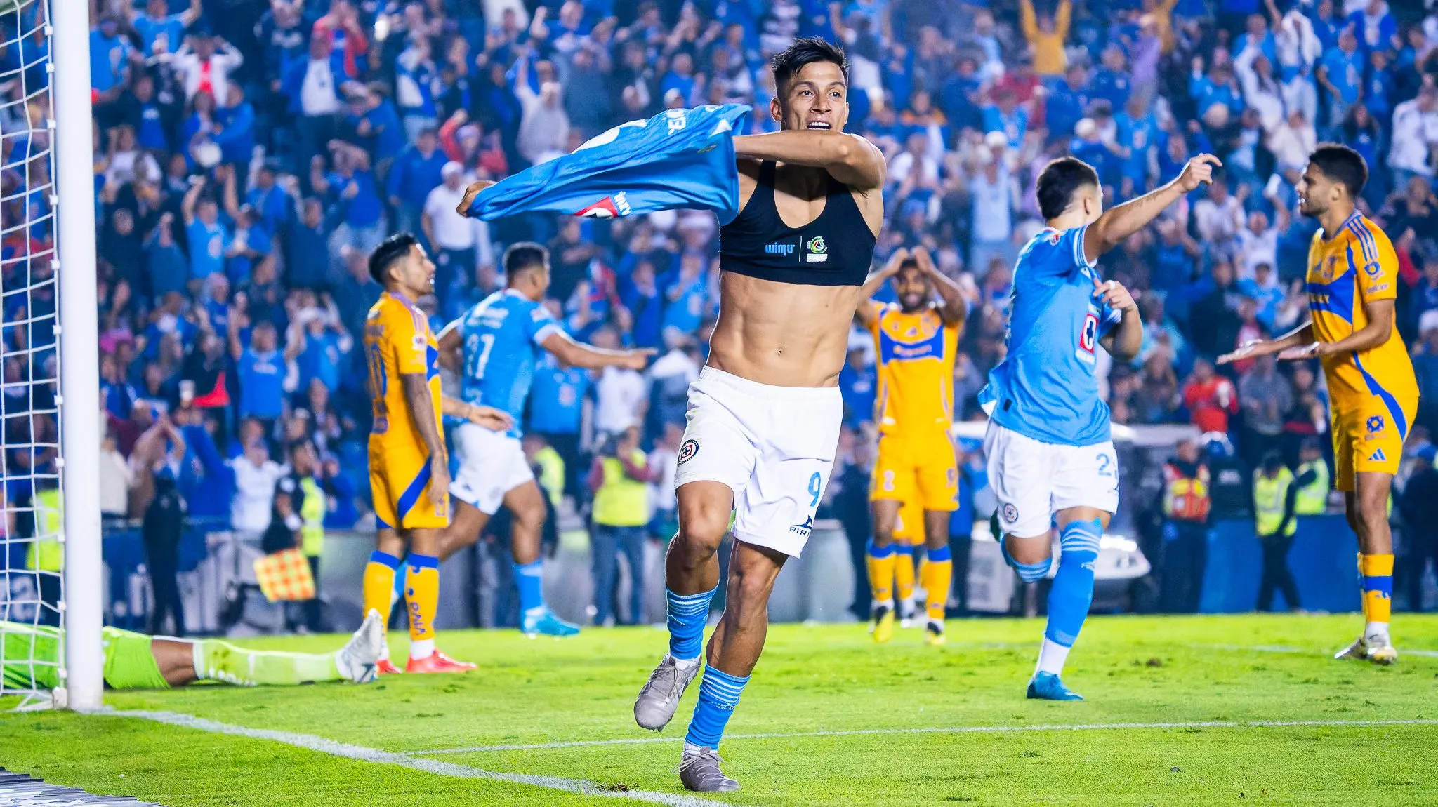 Sepúlveda anotó el último gol de la temporada regular. (Imago 7)