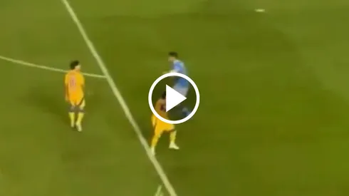 Luis Romo le gritó el empate a Diego Lainez en el rostro