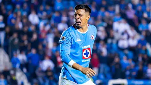 El delantero mexicano de Cruz Azul se convirtió en el héroe de la noche al marcar en las postrimerías del encuentro.