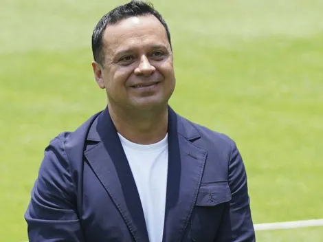 Velázquez presume foto con cantante en Jalisco: "También es Azul de por vida"