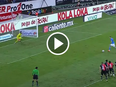 Rotondi marcó de penal el 2-1 de Cruz Azul vs Atlas