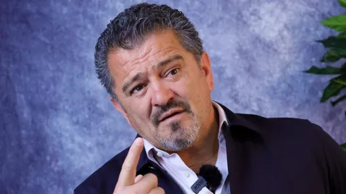 Carlos Hermosillo dejó una dura advertencia a Cruz Azul.