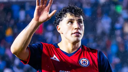 Jorge Sánchez anotó su primer gol con Cruz Azul.