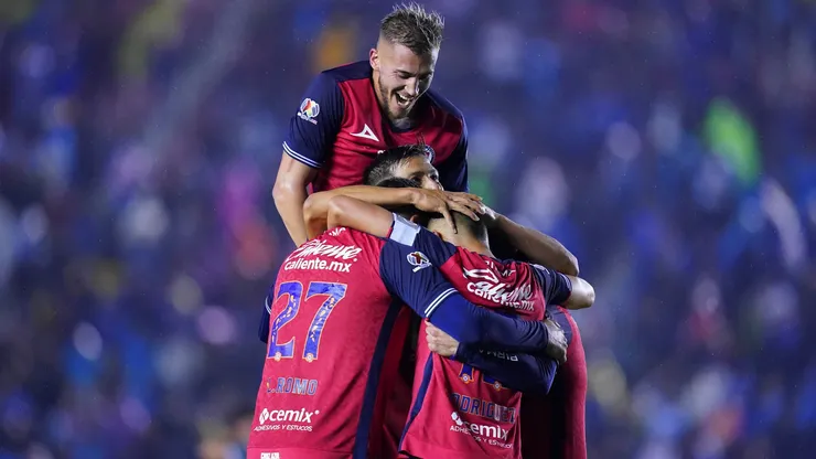 Cruz Azul se aseguró el liderato a falta de dos jornadas.
