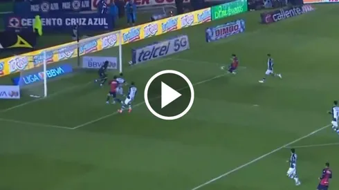Jorge Sánchez puso en ventaja a Cruz Azul vs. Santos Laguna.