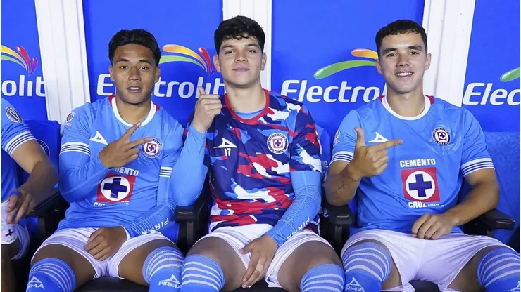 Amaury Morales y Mateo Levy podrían cumplir los minutos que les faltan ante Santos.