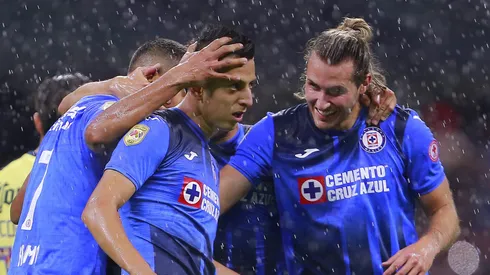 El mediocampista de las Chivas de Guadalajara contó la historia que vivió con el Bebote cuando ambos pertenecían a Cruz Azul.