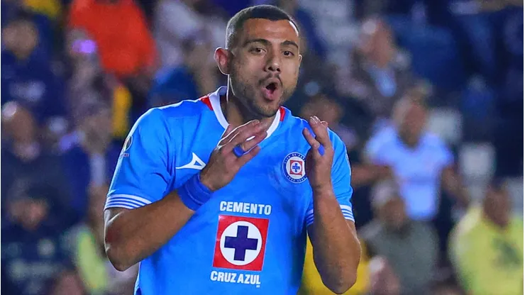Giorgios Giakoumakis reveló la broma que le jugó Andrés Gudiño.
