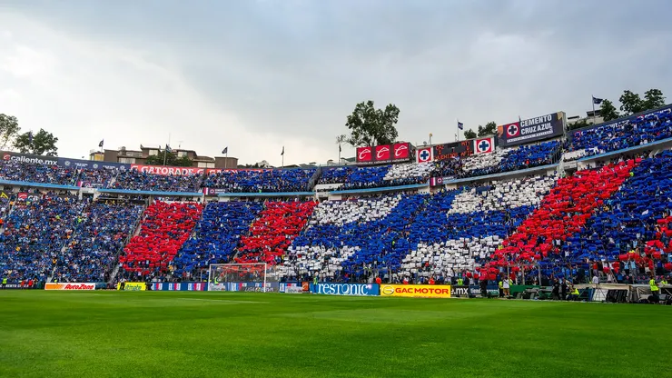 El Estadio Azul se quedaría sin futbol profesional.