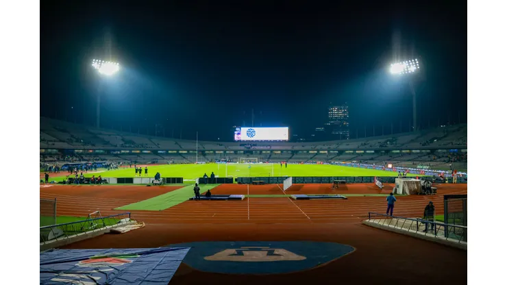 Ciudad de México, 5 de noviembre de 2024. Panorámica del estadio, durante el partido correspondiente a la jornada 16 del torneo Apertura 2024 de la Liga BBVA MX, entre los Pumas de la UNAM y los Gallos Blancos del Querétaro, disputado en el estadio Olímpico Universitario. Foto: Imago7/ Eloisa Sánchez