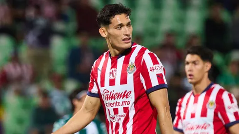 Chiquete Orozco, en el centro de la tormenta en Chivas.