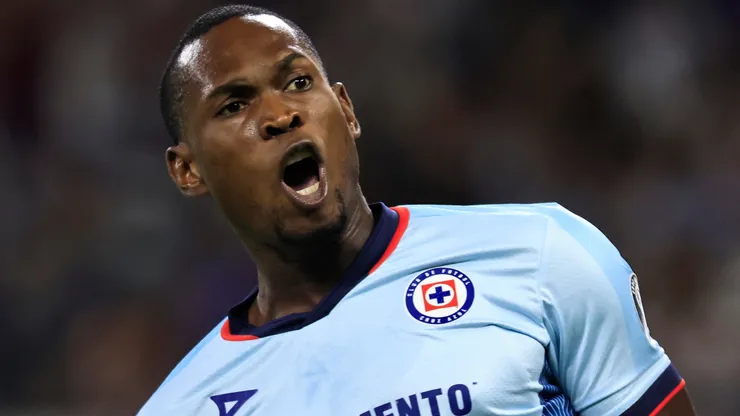 Cambindo deslizó la chance de volver a Cruz Azul.