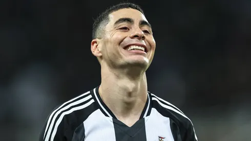 Almirón vuelve a ser vinculado con Cruz Azul.