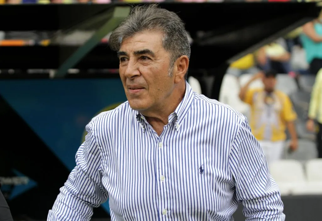 Carlos Reinoso, ídolo del América, afirma que Cruz Azul ha reemplazado a Chivas. (IMAGO)